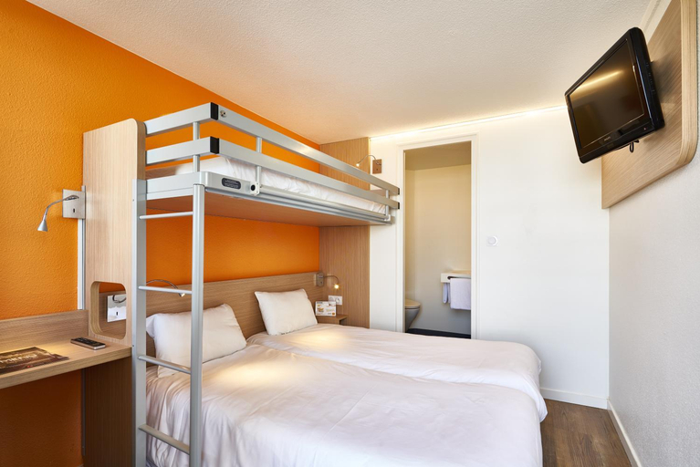 Bedroom 2, Premiere Classe La Roche Sur Yon - Mouilleron Le Captif, Vendée