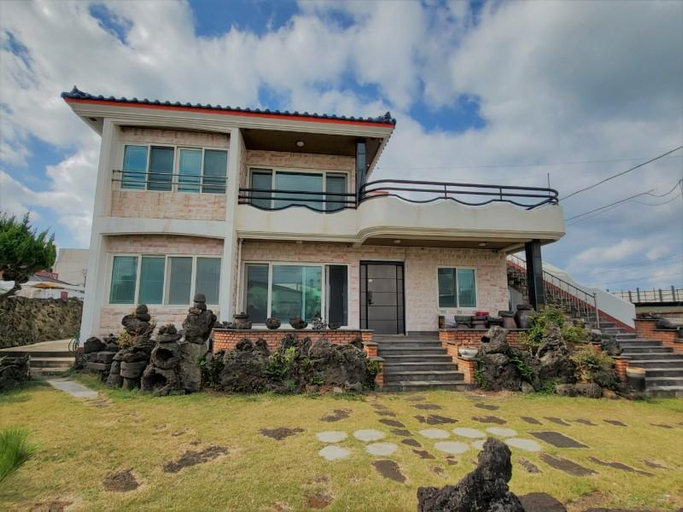 4, Jeju Hyeopjae Olle Pension, Jeju