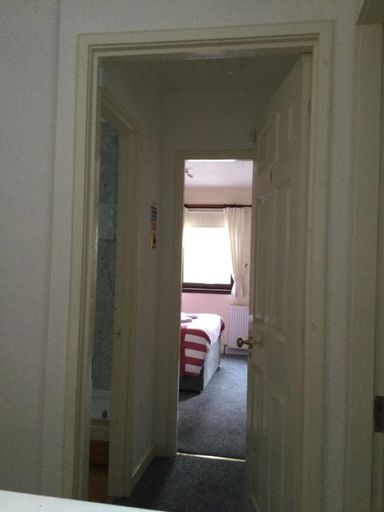 Bedroom 2, Darroch View B&B, Highland