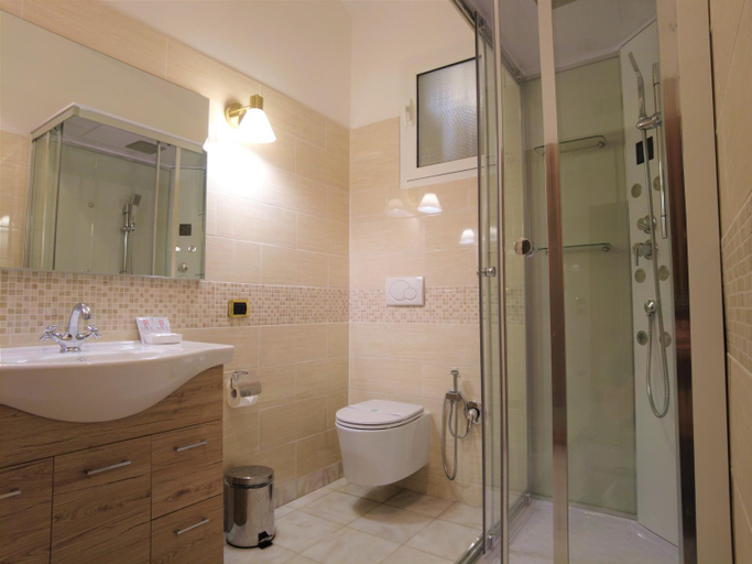 Others 4, Gardoce's Guest House, Rome