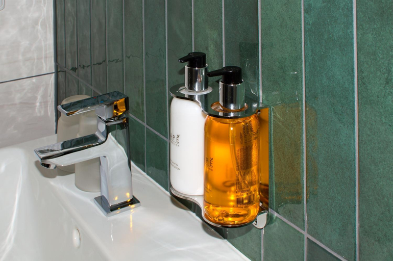 Bathroom 2, Hotel Srni, Klatovy