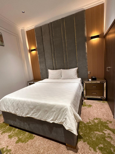 Bedroom 14