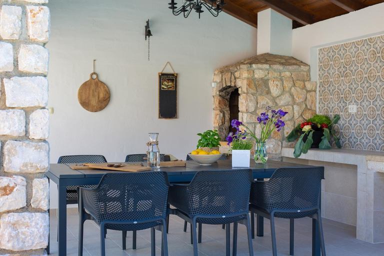Others 5, Villa Margaret, Vrbnik