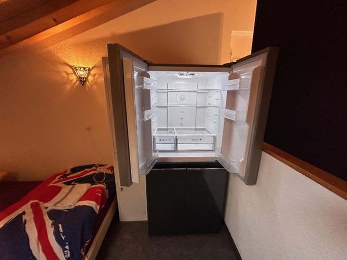 Others 2, Gite la Cigale lit en dortoir, Martigny