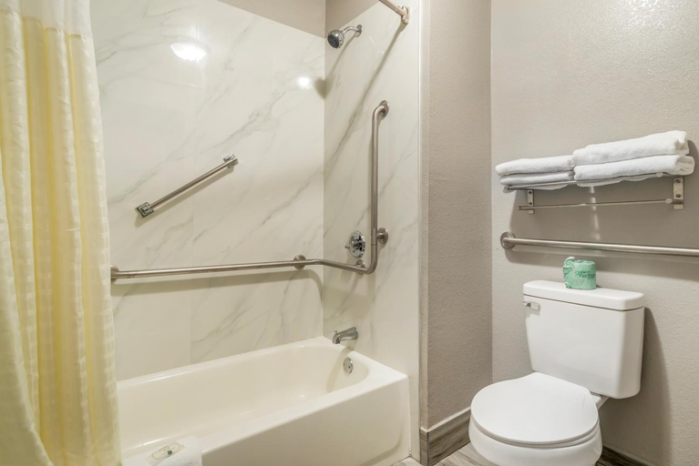 Bathroom 3, Quality Inn Simpsonville-Greenville, Greenville