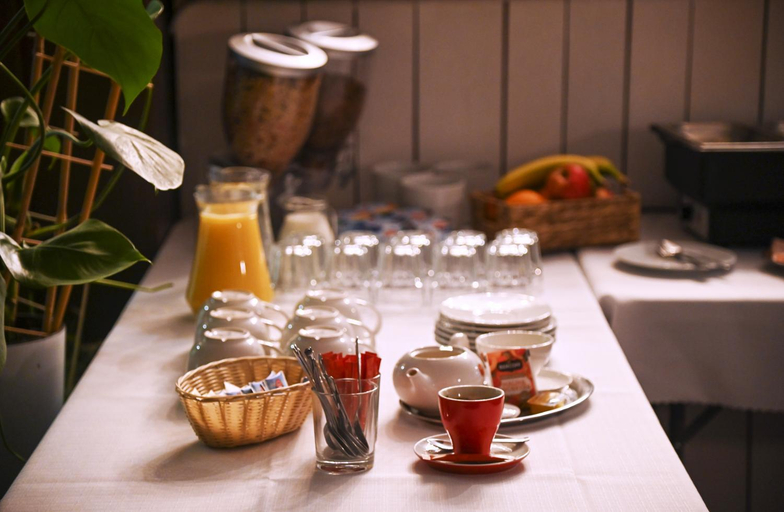 Food & Drinks 3, Hotel Branc, Senica