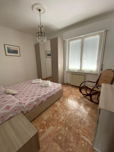 Bedroom 12