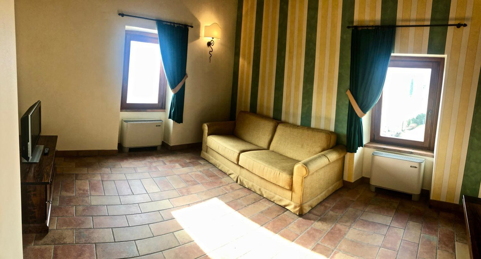 Others 4, Villa Redona, Bergamo