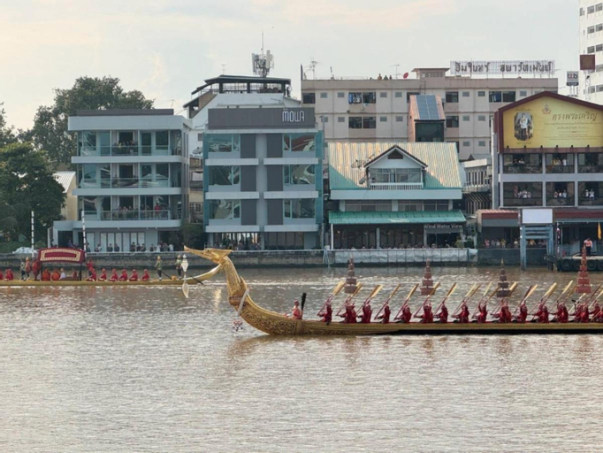 Mowa Bangkok, Phra Nakhon