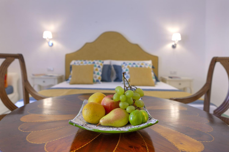Food & Drinks 5, Antica Rheginna Luxury Rooms, Salerno