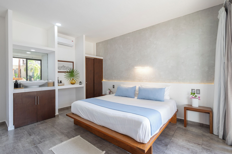 Bedroom 3, Areia Playa del Carmen-Beach front Hotel, Cozumel