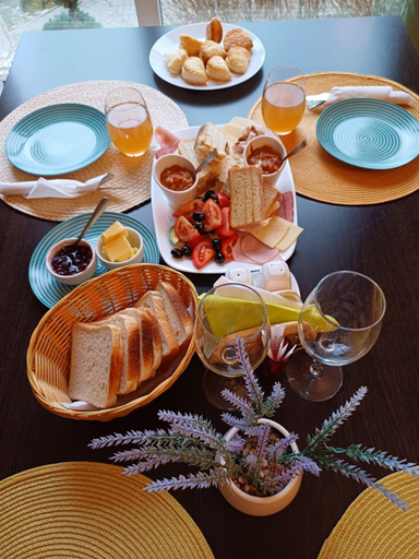 Food & Drinks, Apartamente Private Near the Castle, Sinaia