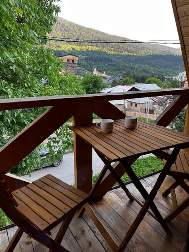 Others 4, Guesthouse Data, Mestia