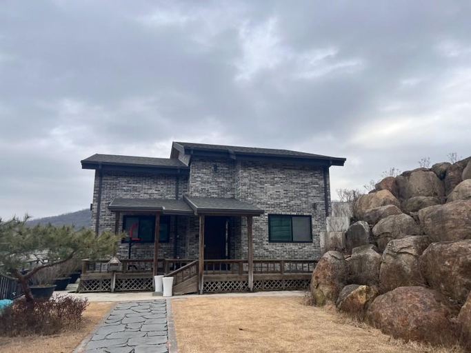 Exterior & Views 5, Anseong Yongseol Lake Tourist Farm, Ansoeng