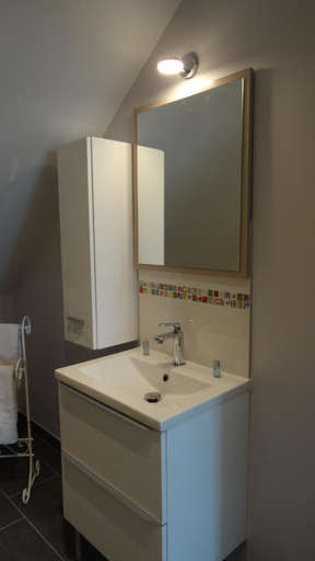 Bathroom 2, Chambres d'hotes Maison Gille, Côte-d'Or