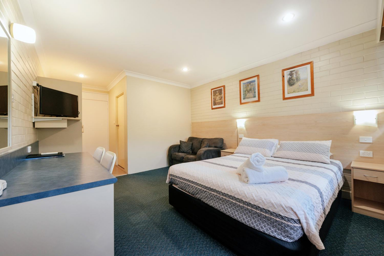 Bedroom 9