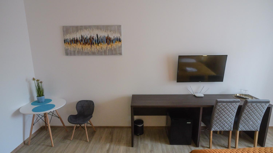 Others 4, Premium City Centre Bedrooms, Prešov