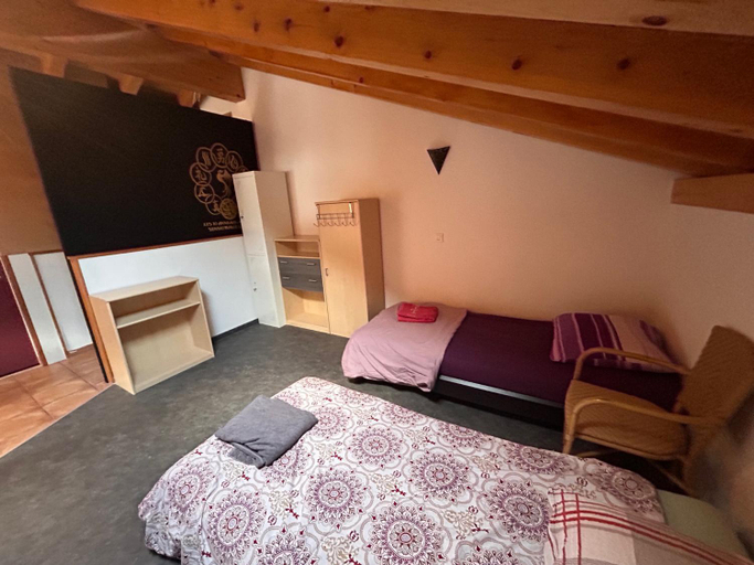 Others 4, Gite la Cigale lit en dortoir, Martigny