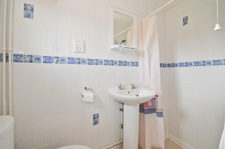 Bathroom, The Lobster Pot, Isle of Wight