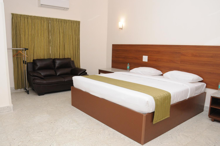 Others 4, Sreeparthi Hotel, Anantapur
