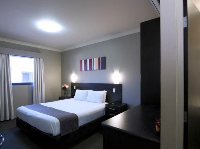 Bedroom 18
