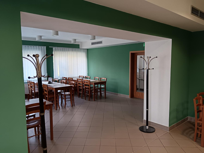 Food & Drinks 5, Centrum pro vzdelavani a kulturu, Děčín