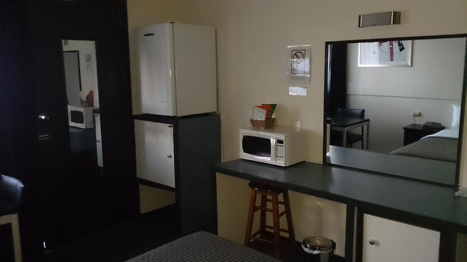 Others 5, Budget on the Lake Motel, S. Grampians - Hamilton
