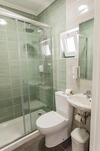 Bathroom 2, Hospedaria Australia, Velas