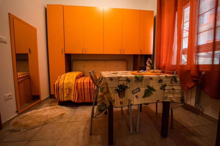 Others 5, Sole Luna B&B, Pescara
