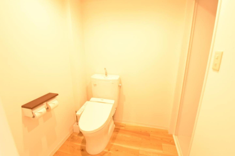 Bathroom 17