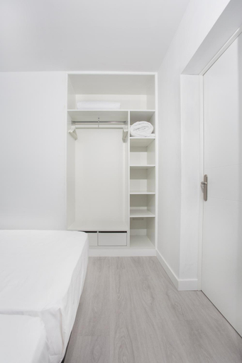 Others 3, FERRERA SUITES, Baleares