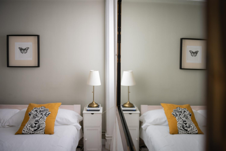 Bedroom 2, Seneca7 near paseo de gracia, Barcelona
