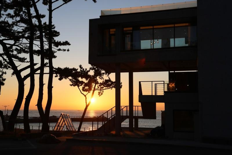 Busan Hayden Pool Villa, Gijang
