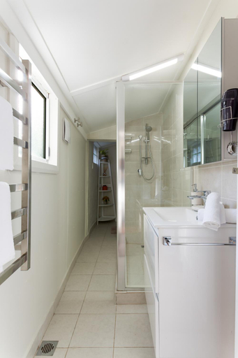 Bedroom 3, Beautiful 2-Bed Terrace House with Outdoor Areas, Sydney