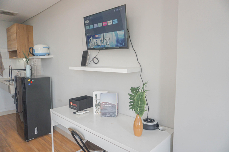 Others 4, Cozy and Homey Studio at Monroe Tower Apartment By Travelio, Cikarang
