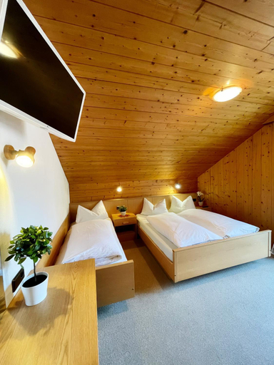 Bedroom 2, Apartments Spirit of Mountains, Bolzano
