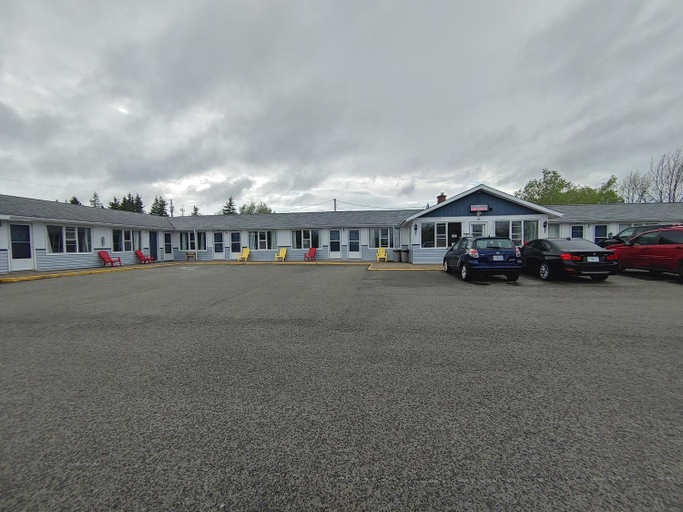 Others 5, Highland Motel, Cape Breton