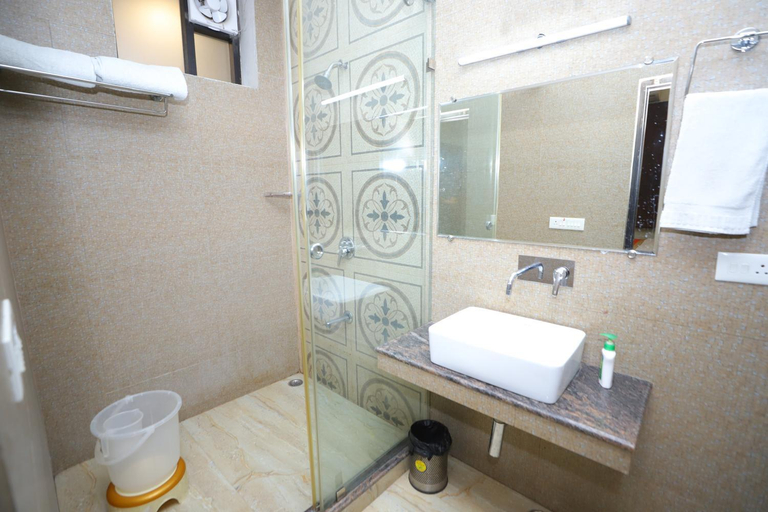 Bathroom 3, Hotel JM Vistaraa, Bareilly
