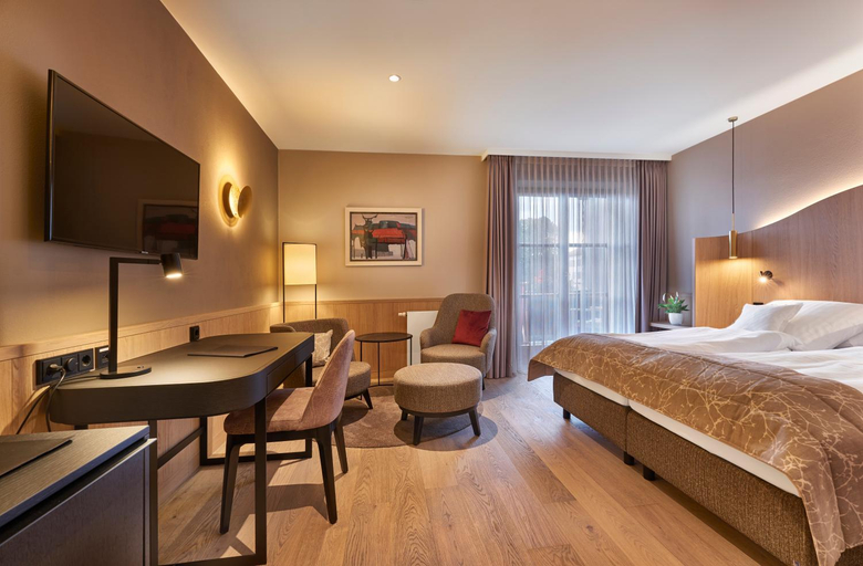 Bedroom 3, Hotel zur Waldbahn, Regen