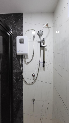 Bathroom 9