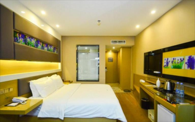 Bedroom 15