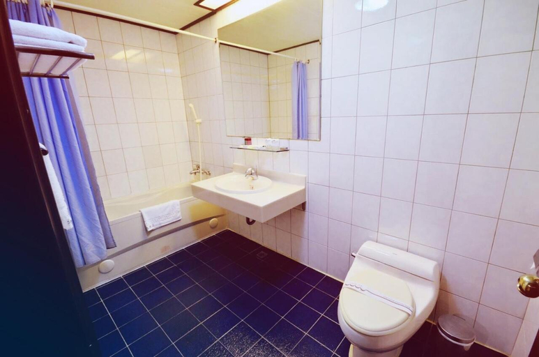 Bathroom 4, Abbo Hotel, Tainan