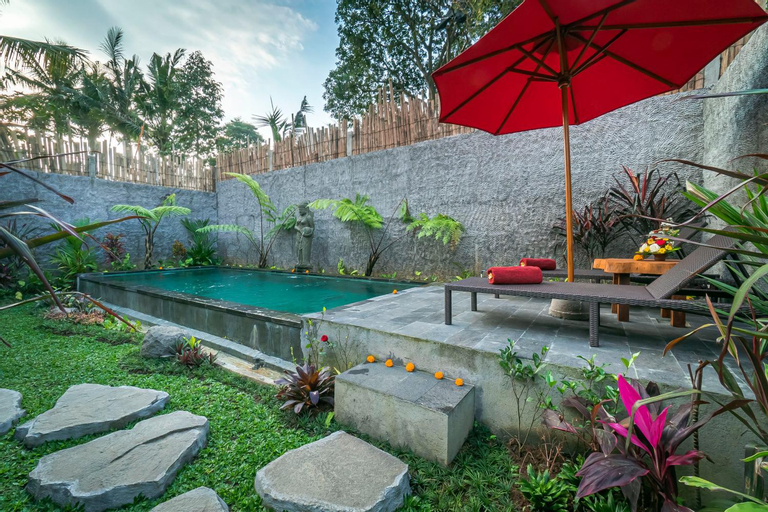Swimming Pool 9