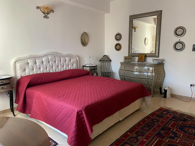 Others 2, B&B LARAZZO, Lecce