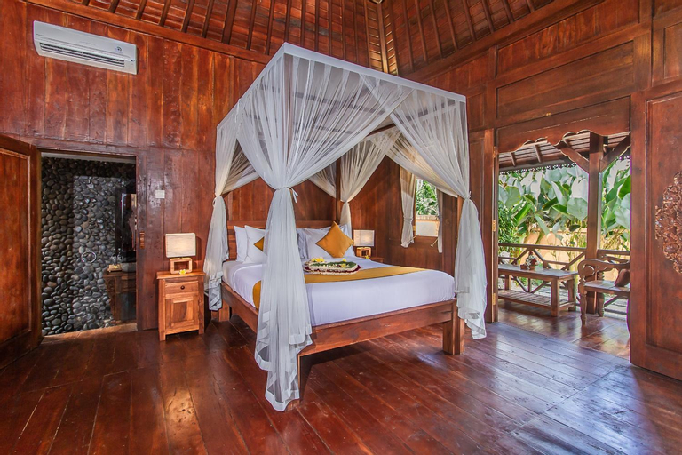 Bedroom 12