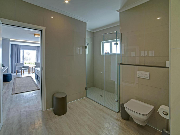 Bathroom 3, Atlantic Garden Boutique Hotel, Swakopmund