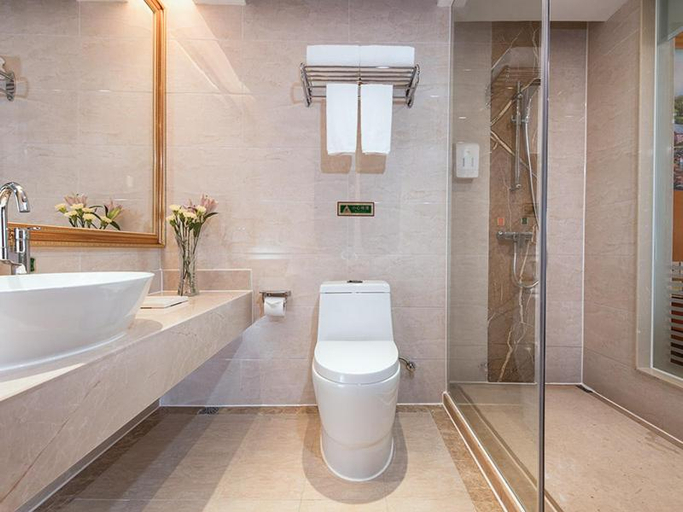 Bathroom 3, Vienna Hotel Shaoguan Renhua Danxiashan Scenic Spot, Shaoguan