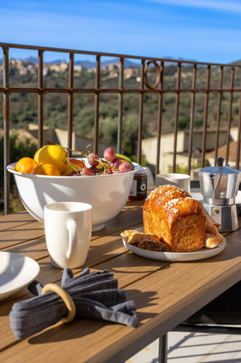 Food & Drinks 3, La Manufacture D'oriano LES NUITS AU VILLAGE, Haute-Corse