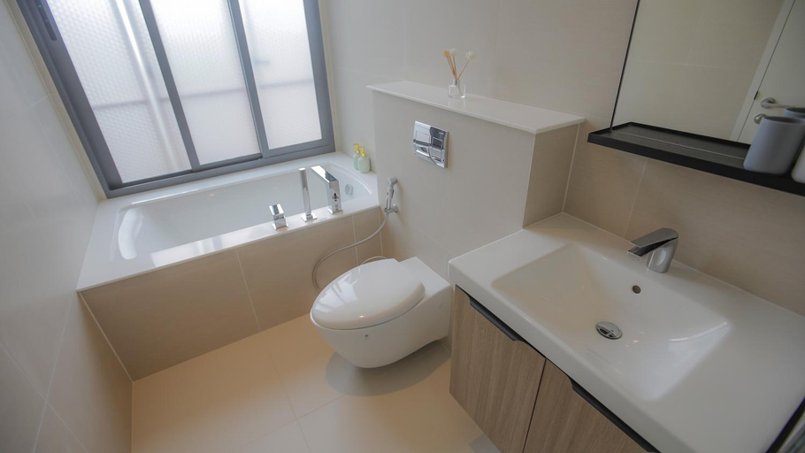Bedroom 2, Funstay Bangkok Circle Condo, Wattana