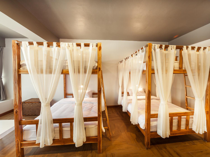 Bedroom 6